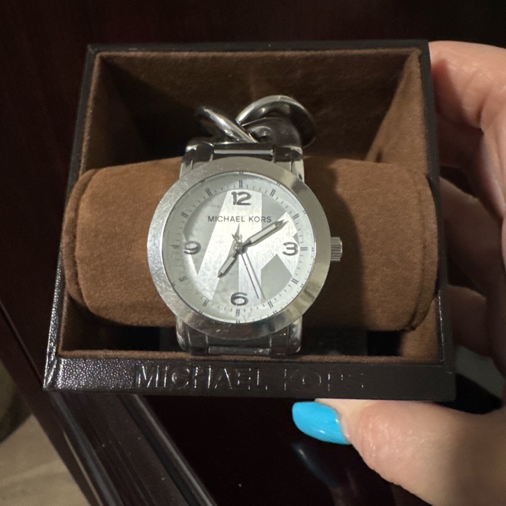 KORS Michael Kors Silver Classic Watch with Metal Link Bracelet